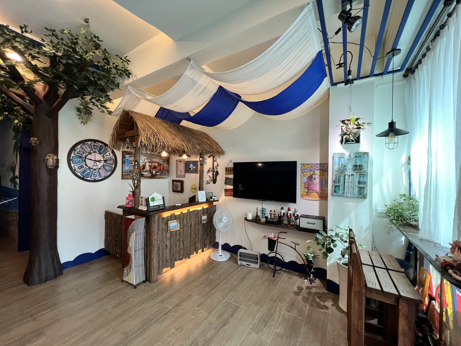 夏灣旅店公共空間一隅